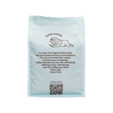 Rückseite eines SOPP Coffee Beutels (800 g) mit Bulldoggen-Illustration, Text und QR-Code