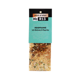 Hängeetikett einer Trockenmischung: Spirit of Spice No R13 – Reispfanne mit Bohnen & Paprika; unten im transparenten Beutel Reis mit getrockneten Bohnenstückchen, Kräutern und rötlichem Paprika-/Gewürzanteil